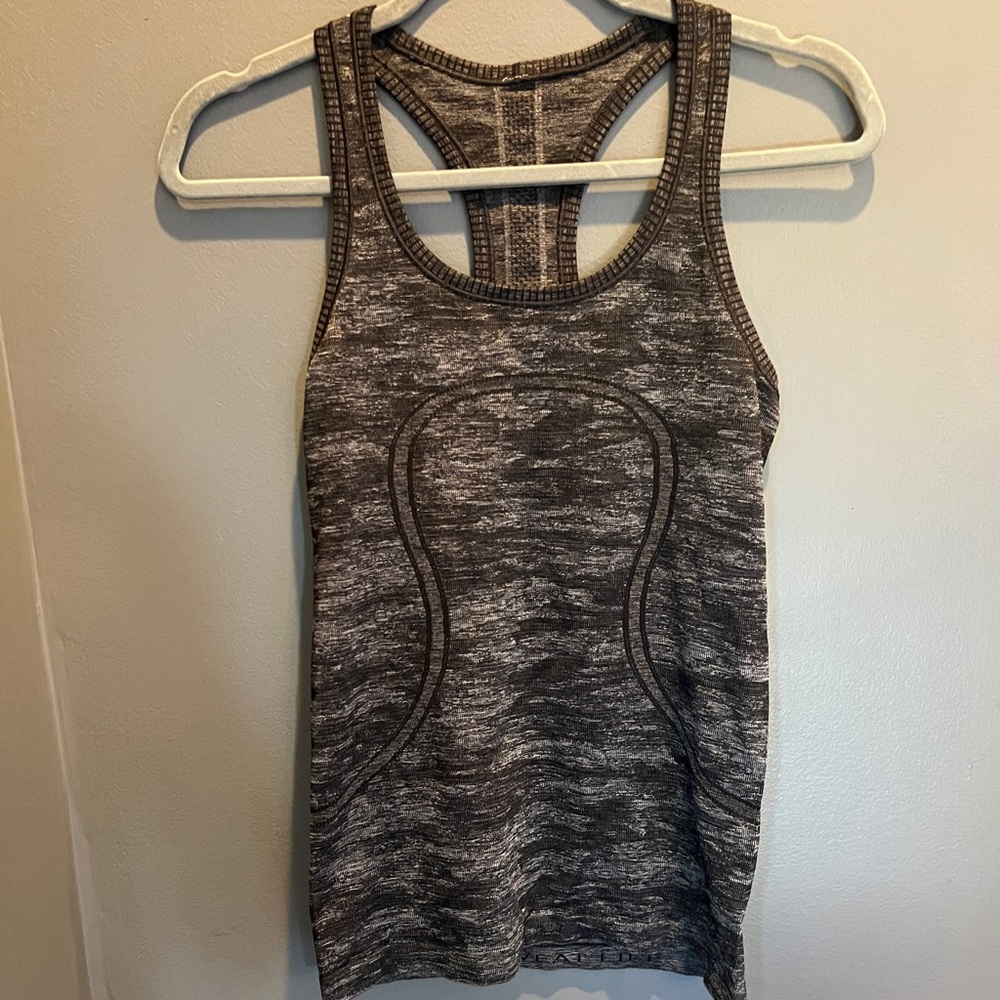 Lululemon Swiftly Tech Tank - image 1